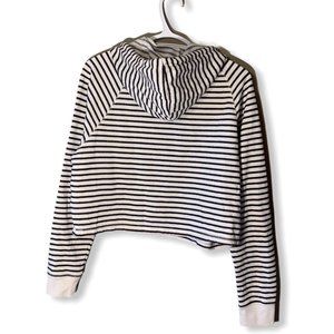 3/$20 H&M Striped Cropped Hoodie Size M